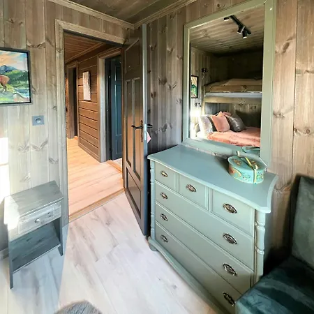 Family With Ski-in-ski-out In Holiday home *