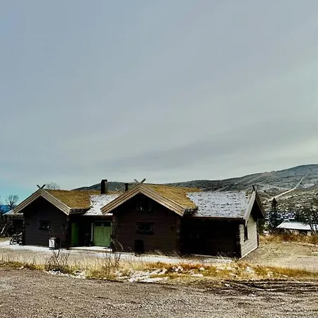 Holiday home Family With Ski-inski-out In