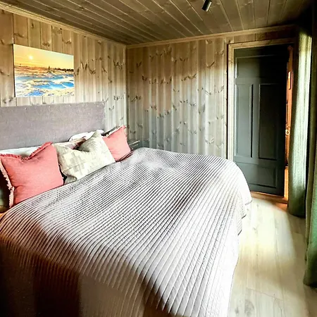 Holiday home Family With Ski-inski-out In *